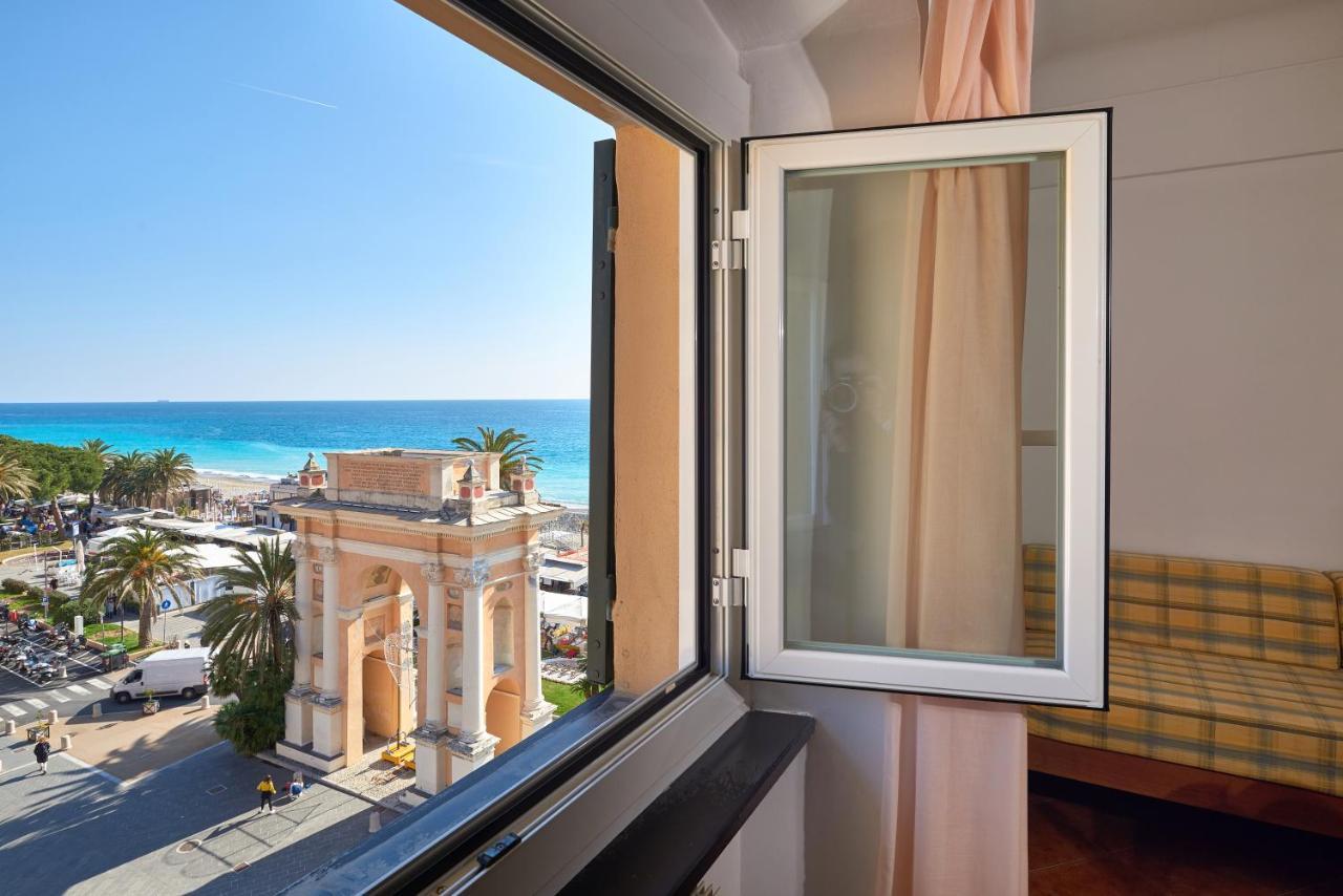 Hotel Garibaldi Finale Ligure Exterior photo